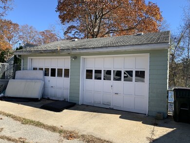 19 Pelletier Dr, Bellingham, MA 02019 - photo 6