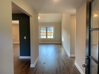 508 Preserve Cir, Manchester, TN 37355 - photo 2