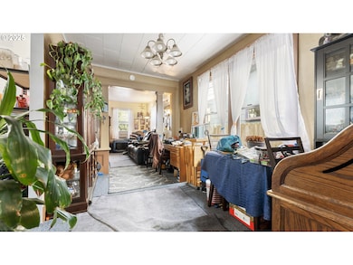 625 S 9th St, Coos Bay, OR 97420 - photo 6