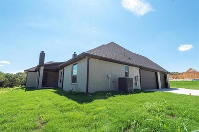 1051 Meadow Wood Terrace, Azle, TX 76020 - photo 3