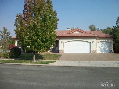 6870 Woodburn Ct, Sparks, NV 89436 - photo 3