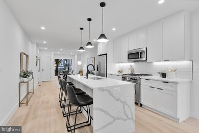 718 6th St NE unit 1, Washington, DC 20002 - photo 3