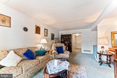 324 Saybrook Ln unit 13A, Wallingford, PA 19086 - photo 7