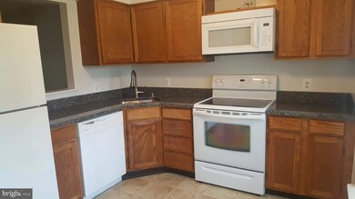 2902 Carlyle Ct, Abingdon, MD 21009 - photo 2