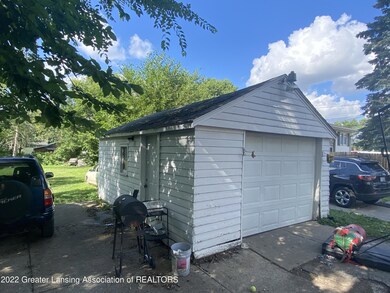 405 E Hodge Ave, Lansing, MI 48910 - photo 2