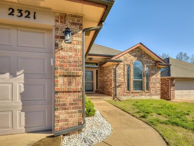 2321 NE 7th St, Moore, OK 73160 - photo 4