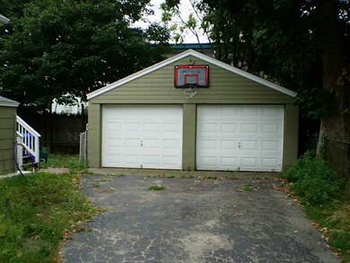 Parking Lot/Garage.