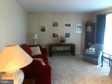 13022 Bellevue St, Beltsville, MD 20705 - photo 7