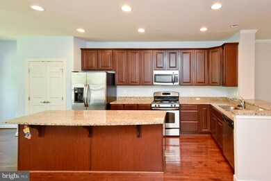 7216 Dorchester Woods Ln, Hanover, MD 21076 - photo 6