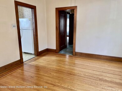 142 Glenwood Ave, Staten Island, NY 10301 - photo 4