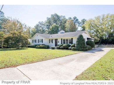 2615 Mirror Lake Dr, Fayetteville, NC 28303 - photo 3