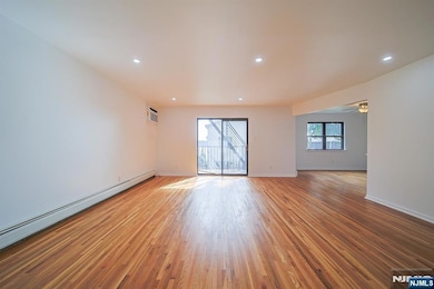 93 Myrtle Ave unit 1, Edgewater, NJ 07020 - photo 7