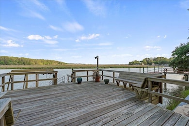34-Dock