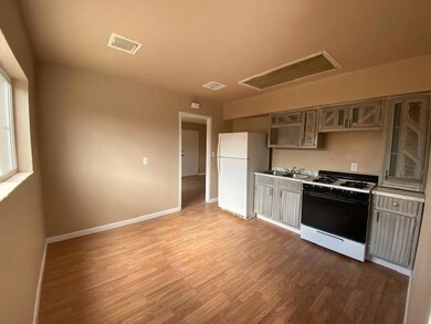 7756 Maverick Ave, El Paso, TX 79915 - photo 6