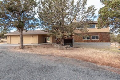 21037 SW Gift Rd, Bend, OR 97703 - photo 2