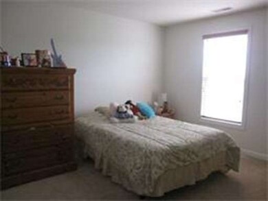 11 Buttercup Ln unit 11, South Grafton, MA 01560 - photo 7