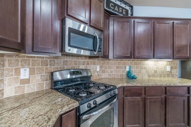 6) KITCHEN