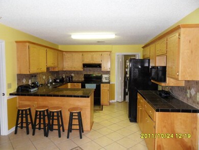 Kitchen 1