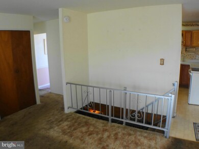 3394 Horsehead S, Laurel, MD 20724 - photo 3