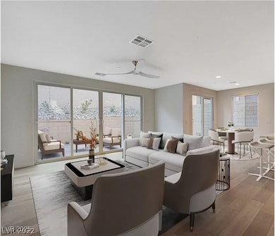 31 Castleton Tower Ct, Henderson, NV 89011 - photo 5