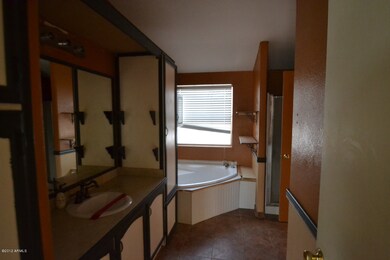 39304 N 12 St 008