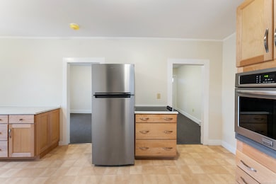 78 Smith St, Putnam, CT 06260 - photo 3