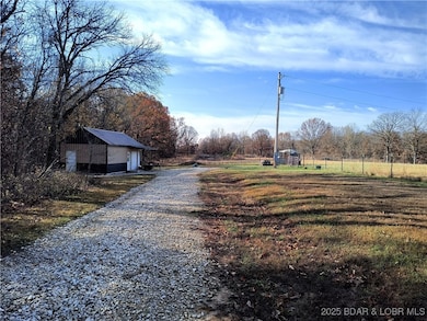 17011 Forest Run Dr, Barnett, MO 65011 - photo 2
