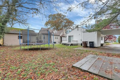 3-web-or-mls-2279-astor-ave