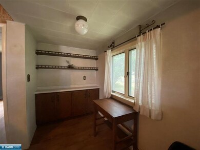 9 10th St NE, Chisholm, MN 55719 - photo 4