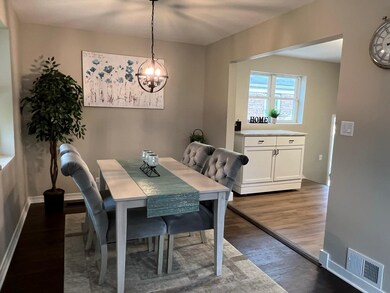 806 Westchester Blvd, Westchester, IL 60154 - photo 6