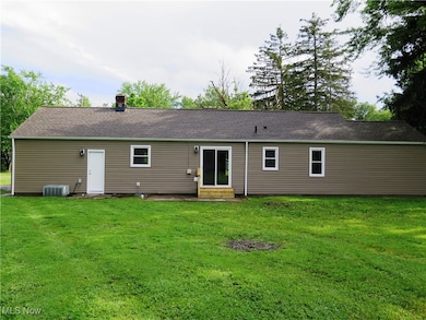 26836 Cook Rd, Olmsted Falls, OH 44138 - photo 2