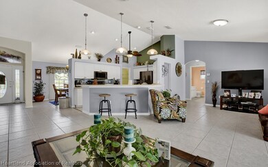 7 Meadowlake Cir N, Lake Placid, FL 33852 - photo 3