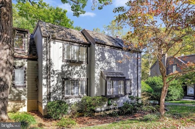 1526 Park Glen Ct, Reston, VA 20190 - photo 2