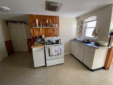 214 Bacon St unit 1, Waltham, MA 02451 - photo 4