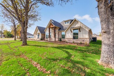 1013 Monaco Ct, Springtown, TX 76082 - photo 4