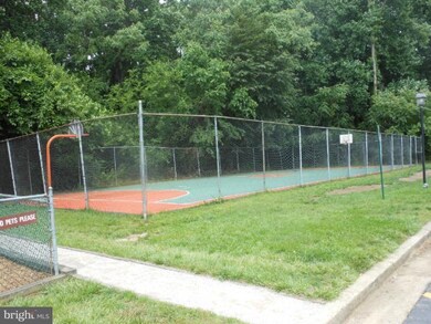 Lafayette Park unit 601, Falls Church, VA 22041 - photo 7