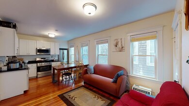 654 Green St unit 2, Cambridge, MA 02139 - photo 4