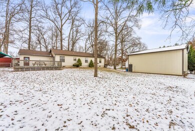 4671 E Woodland Acres Dr, Syracuse, IN 46567 - photo 3