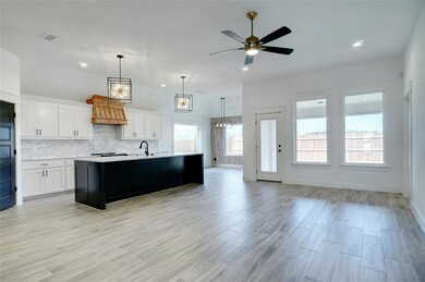 805 Rodgers Ave, Godley, TX 76044 - photo 2