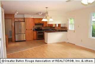 KITCHEN/ KEEPING /DINING