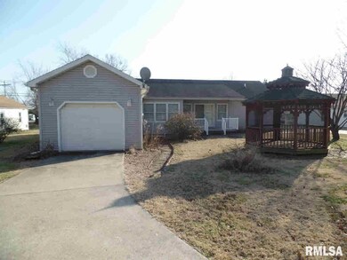 1612 Dorris Heights Rd, Harrisburg, IL 62946 - photo 5