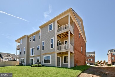 11534 Sulphur Hills Place E, White Plains, MD 20695 - photo 3