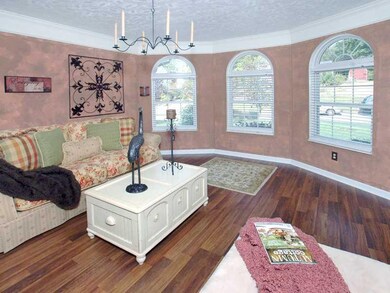 564 Hoover Dr, Apollo, PA 15613 - photo 7