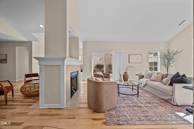 5238 Niagra Dr, Chapel Hill, NC 27517 - photo 3