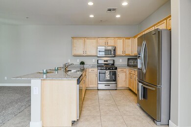 2982 N Acacia_kitchen