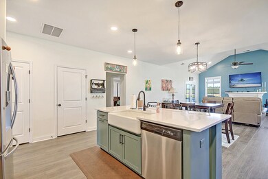 598 Yellow Leaf Ln, Summerville, SC 29486 - photo 5