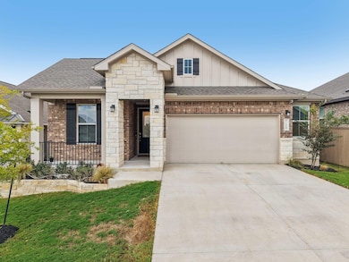 109 Big Pine Creek Ln, Bastrop, TX 78602 - photo 3