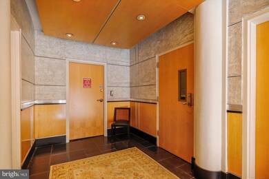 2370 Champlain St NW unit 31, Washington, DC 20009 - photo 3