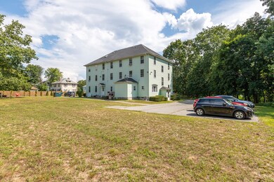 21 Bailey St unit 3B, Uxbridge, MA 01569 - photo 2