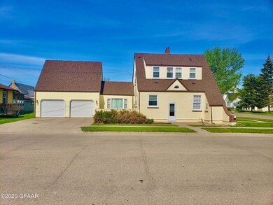 524 7th St - Strating - 2 of 42